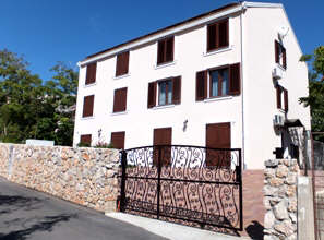 Baska Krk Appartement in Strandnähe und Ruhelage Baska Krk Appartement in Strandnähe und Ruhelage