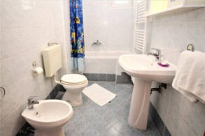 Apartment  65B - Baska island Krk Croatia bathroom