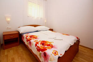 Appartement 67 mit Blick aufs Meer in Strandnaehe Baska Krk Kroatien Schlafzimmer 2
