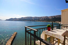 Baska Insel Krk Kroatien Appartement mit Balkon Meerblick direkt am Strand