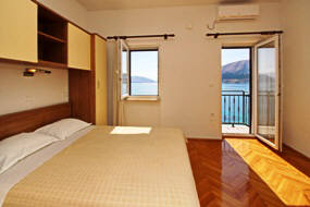 Baska island Krk apartment with balcony sea view on the beach