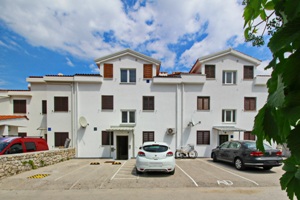 Baska Krk Zarok Apartment parking