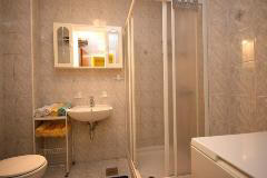 Apartment 10B - bathroom - Baska - Krk - Croatia Apartment 10B - bathroom - Baska - Krk - Croatia