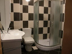 Appartement 15E - Baska island Krk Croatia bathroom