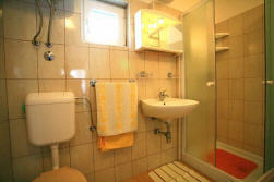 Apartment-16A - bathroom - Baska - Krk - Croatia Apartment-16A - bathroom - Baska - Krk - Croatia