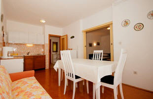 Appartement 24A Baska Krk Kroatien Küche Appartement 24A Baska Krk Kroatien Küche