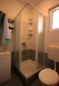 Appartement-28 - WC - Baska - Insel Krk - Kroatien Appartement-28 - WC - Baska - Krk - Kroatien