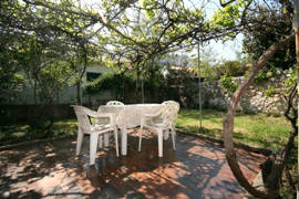 Appartement 37B Baska Insel Krk Kroatien - Garten Appartement 37B Baska Insel Krk Kroatien - Garten