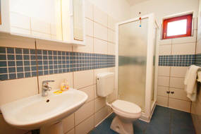 Apartment-12 - bathroom - Baska - Island Krk - Croatia Apartment-12 - bathroom - Baska - Krk - Croatia