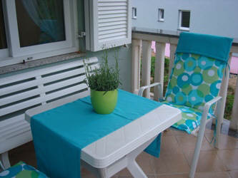 Große Terrasse mit Sitzgarnitur für 4 Personen Baska Insel Krk Kroatien Große Terrasse mit Sitzgarnitur für 4 Personen Baska Insel Krk Kroatien