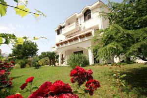 Apartment with nice big garden Baska island Krk Croatia