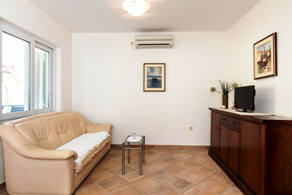 Apartment close to beach Baska island Krk Croatia