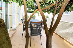 Baska Zarok Insel Krk Kroatien Appartement 6 personen 3 schlafzimmer terrasse wifi internet hunde