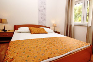 Baska Zarok Insel Krk Kroatien Appartement 6 personen 3 schlafzimmer grosse terrasse internet hunde erlaubt schlafzimmer 1
