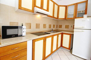 Baska Zarok Insel Krk Kroatien Appartement 6 personen 3 schlafzimmer grosse terrasse internet hunde kueche