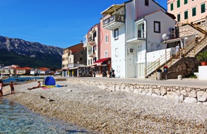 Baska Insel Krk Kroatien Appartement mit Balkon Meerblick direkt am Strand