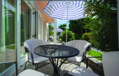 Strandnähe Baska Insel Krk Ferienwohnung Villa Corinthia mit Terrasse Grill Pool Fitness Ruhelage Kinderspielplatz Strandnähe Baska Insel Krk Ferienwohnung Villa Corinthia mit Terrasse Grill Pool Fitness Ruhelage Kinderspielplatz