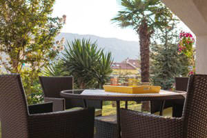 Appartement 8 Baska mit Terrasse Garten Grill
